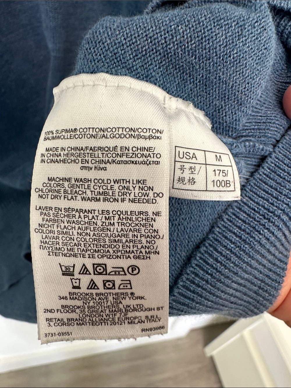 Brooks Brothers Blue V-Neck Men’s Sweater - Picture 4 of 4